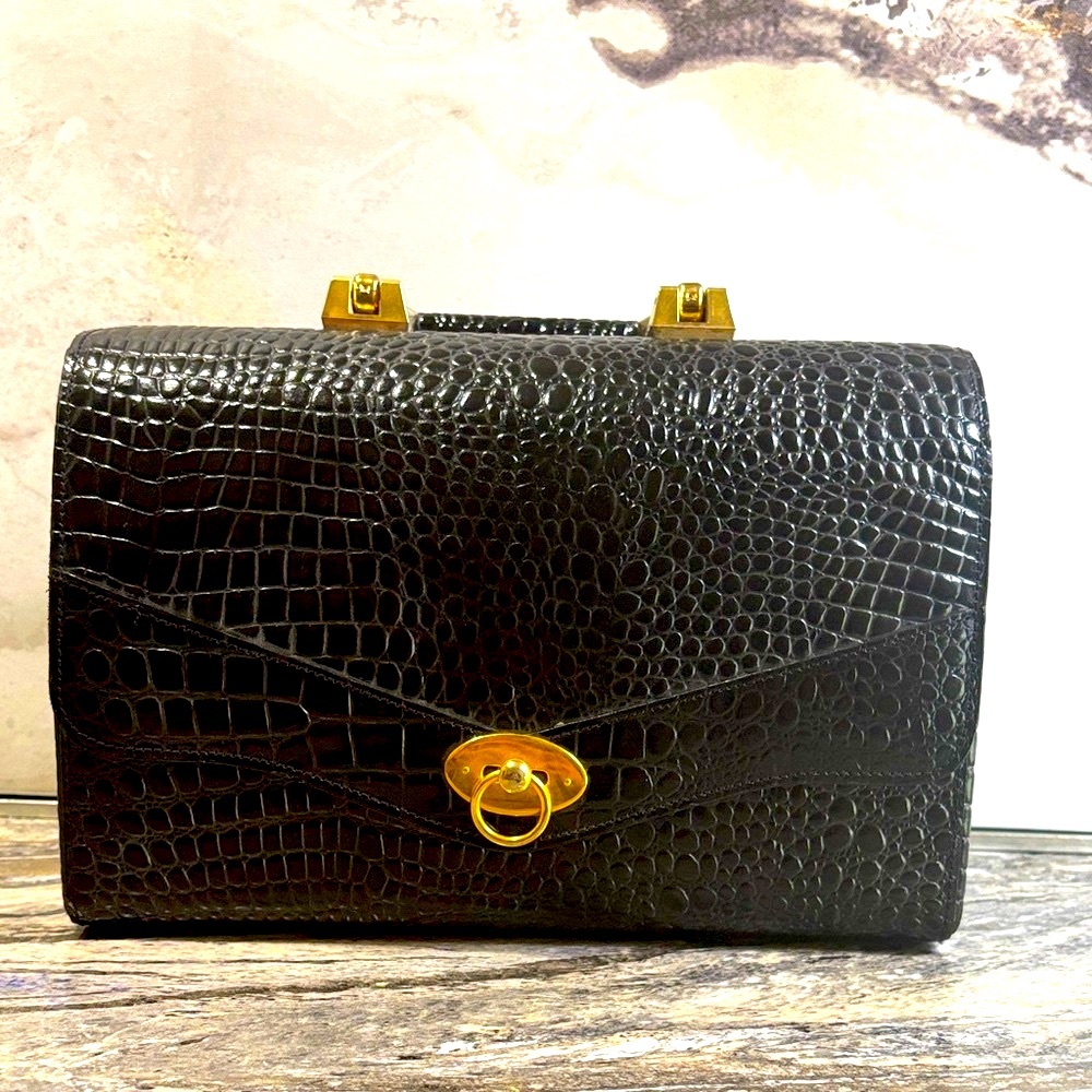 Elegant Black Crocodile Pattern Handbag